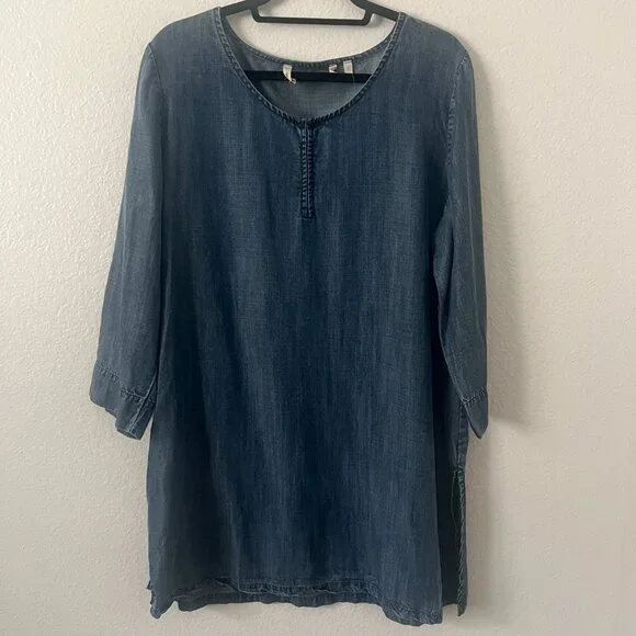 Soft Surroundings Sz L 100% Tencel Embroidered Back Chambray Tunic Top Soft Boho - Picture 2 of 11
